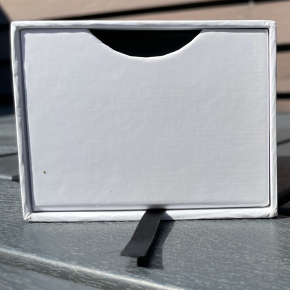 DKNY watch - Picture 7 of 7